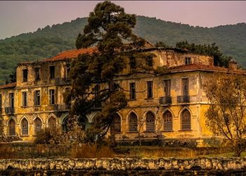 Abandoned Hotels – A Part of our Urban Decay